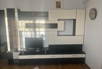 Apartament cu 2 camere decomandat în Baza 3 - 2