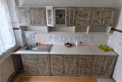 Apartament 3 camere cf 1 decomandat zona 23 August - 8