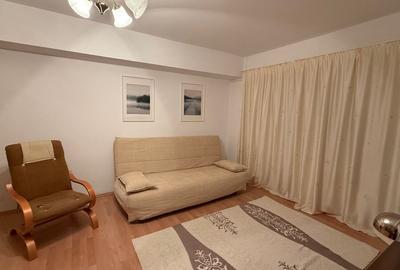 Apartament cu 3 camere semidecomandat în Grivița - 1