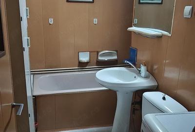Apartament cu 3 camere nedecomandat în Central - 9