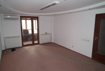 Casă cu 5 camere cu Teren 350 Mp în Domenii - 6