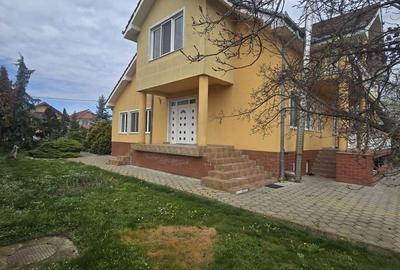 Casă cu 4 camere în Lucian Blaga - 9