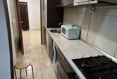 Garsoniera decomandata bloc 1986 Lujerului, Militari - 11