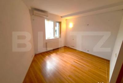 Spațiu comercial, de 92 mp, în P-ța Rosetti - 11