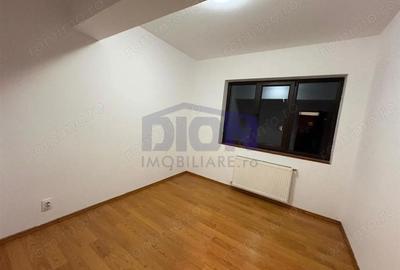 Apartament cu 2 camere semidecomandat în Eroii Revoluției