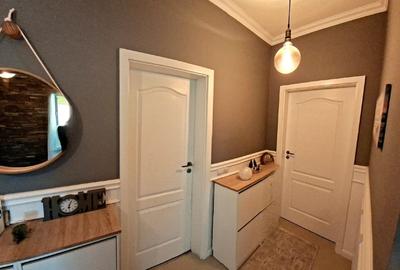 95.000 euro PROPRIETAR, ap 2 camere - 4