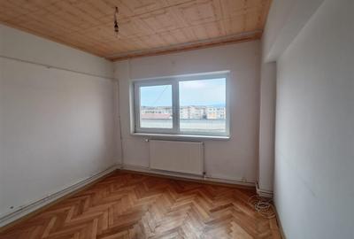 Apartament cu 3 camere decomandat în Ultracentral - 11