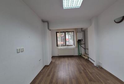 Apartament cu 5 camere decomandat în 1 Mai - 13