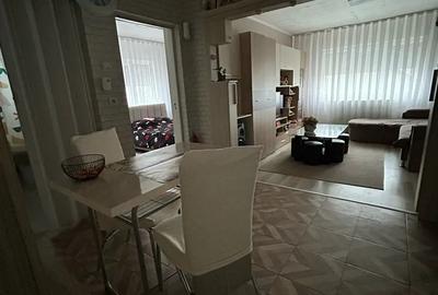 Apartament de vanzare - 2