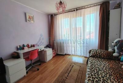 Casă cu 15 camere cu Teren 2800 Mp în Sântandrei - 12
