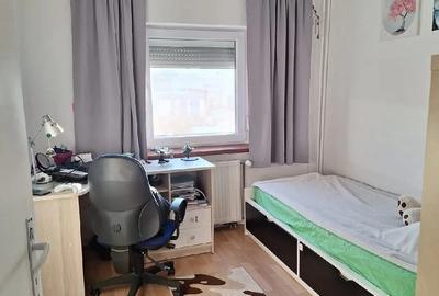 Apartament cu 4 camere decomandat în Lipovei - 1