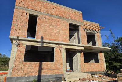 Casă cu 4 camere cu Canalizare în Dorobanți - 9