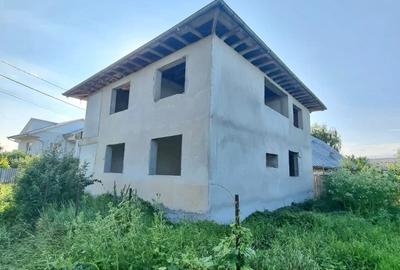 Casă cu 4 camere în Tecuci - 5