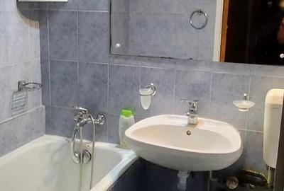 Apartament cu 3 camere semidecomandat în Titan - 2