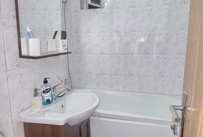 Apartament cu 3 camere în Ostroveni - 2