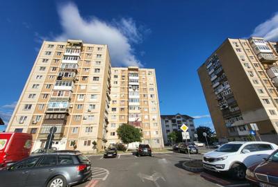 Apartament 2 camere - etaj 2 - modern - zona 9 Mai - 2