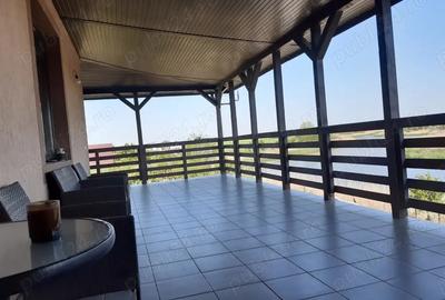 Casa pe malul lacului - 2