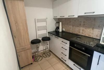 Garsonera de vanzare ( sus la ura ) - 6