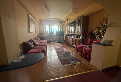 Apartament 3 camere decomandat Capital - 2