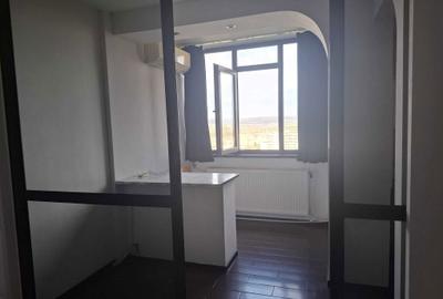 Garsonieră decomandată în Craiovei - 2