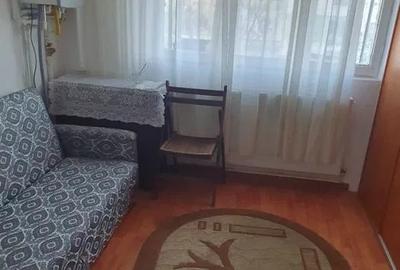 Apartament cu 2 camere semidecomandat în Micro 19
