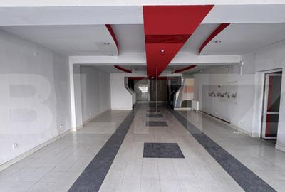 Spațiu comercial, de 162 mp, în Calea București - 2