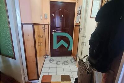 Garsonieră decomandată în Astra