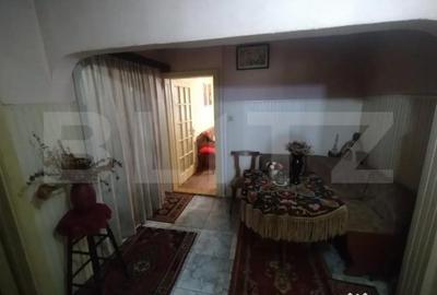 Apartament cu 3 camere decomandat în Beclean