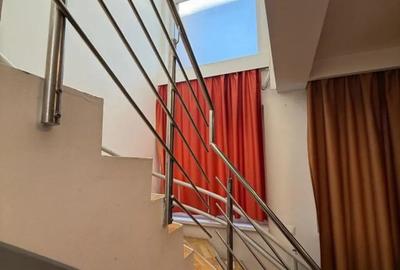 Apartament cu 5 camere decomandat, mobilat în Tunari - 12