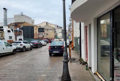Piata Ovidiu - spatiu comercial cu vad pietonal - 3