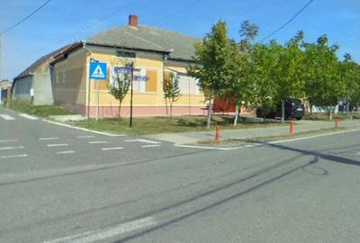 Casa din caramida, la ?oseaua principala, in comuna Socodor, jude?ul Arad - 6