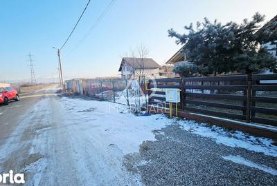 Teren de 1948 mp, în Central