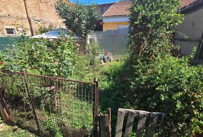 Casă cu 2 camere cu Teren 80 Mp în Central - 3