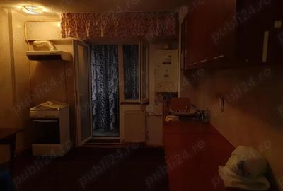 Inchiriere 2 camere cf.1 decom., etajul 4 din 7, supr. 58.mp., mobillat si utilat, Dorob. - Scolilor - 10