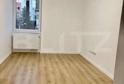 Vanzare Apartament 3 camere, 80mp utili, Zona 14 Mai - 4