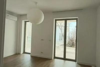 Apartament cu 4 camere semidecomandat în Armeneasca - 2