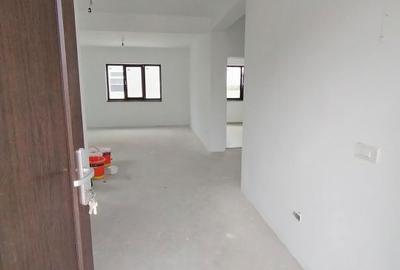 Casă cu 4 camere în Central - 2