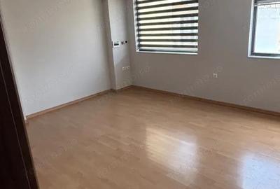 Spatiu comercial de inchiriat in zona Piata Romana - 1