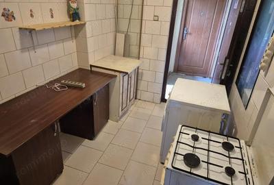 Garsonieră nedecomandată în Buziașului - 2