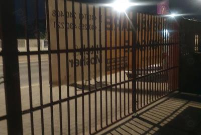 Spațiu comercial, de 220 mp, în Girocului - 3