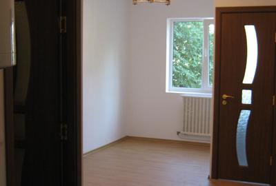 Garsoniera de vanzare langa Mega Moll - 2