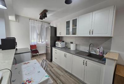 De vanzare Apartament 3 camere, zona Centru. - 3