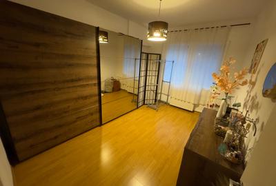 Apartament 4 camere decomandat, Vedere Mixta, Metrou Lujerului, Bloc Anvelopat - 7