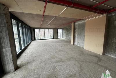 Spatiu Comercial stradal de inchiriat Pipera