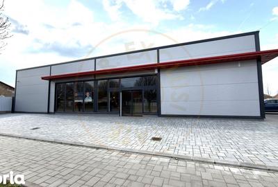 Spațiu comercial, de 296 mp, în Central - 7