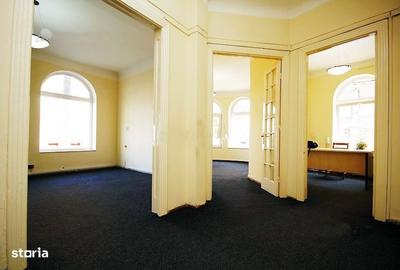 Casă decomandat cu Canalizare în Foișorul de Foc