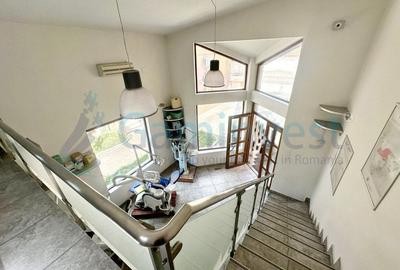 Casă cu 9 camere cu Teren 787 Mp în Centru Civic - 1