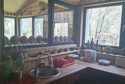 Casă cu 3 camere cu Teren 768 Mp în Central - 2