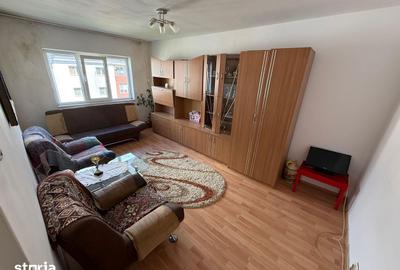 Apartament cu 2 camere decomandat în Traian - 2