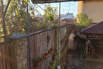 Apartament cu 3 camere semidecomandat, mobilat în Tătărași - 18